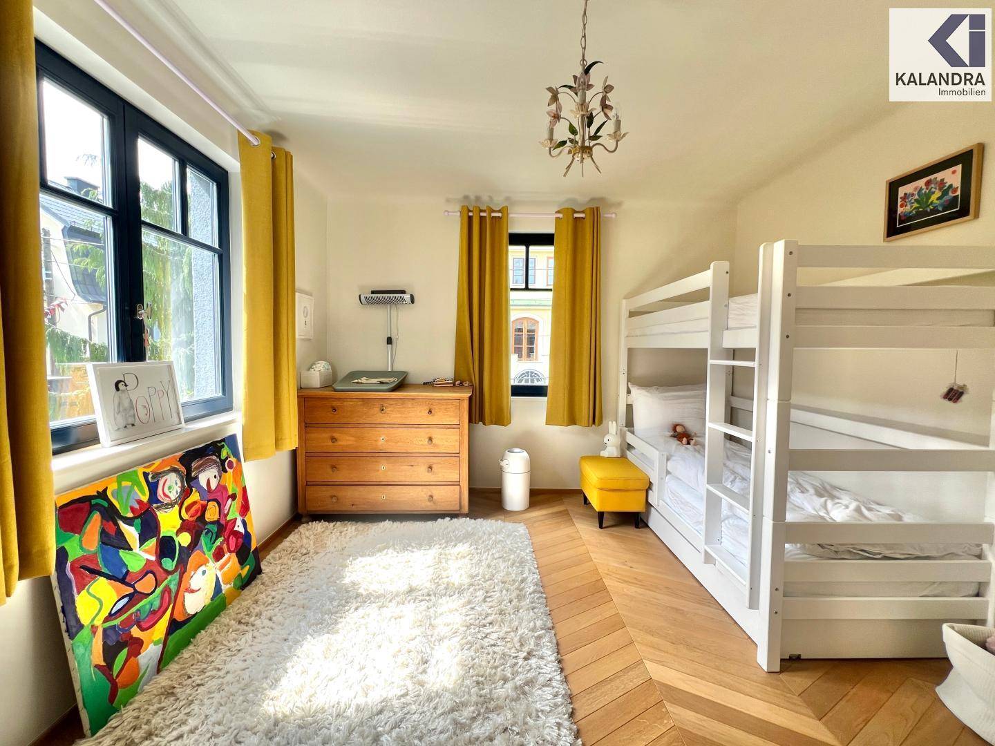 Schlafzimmer 1