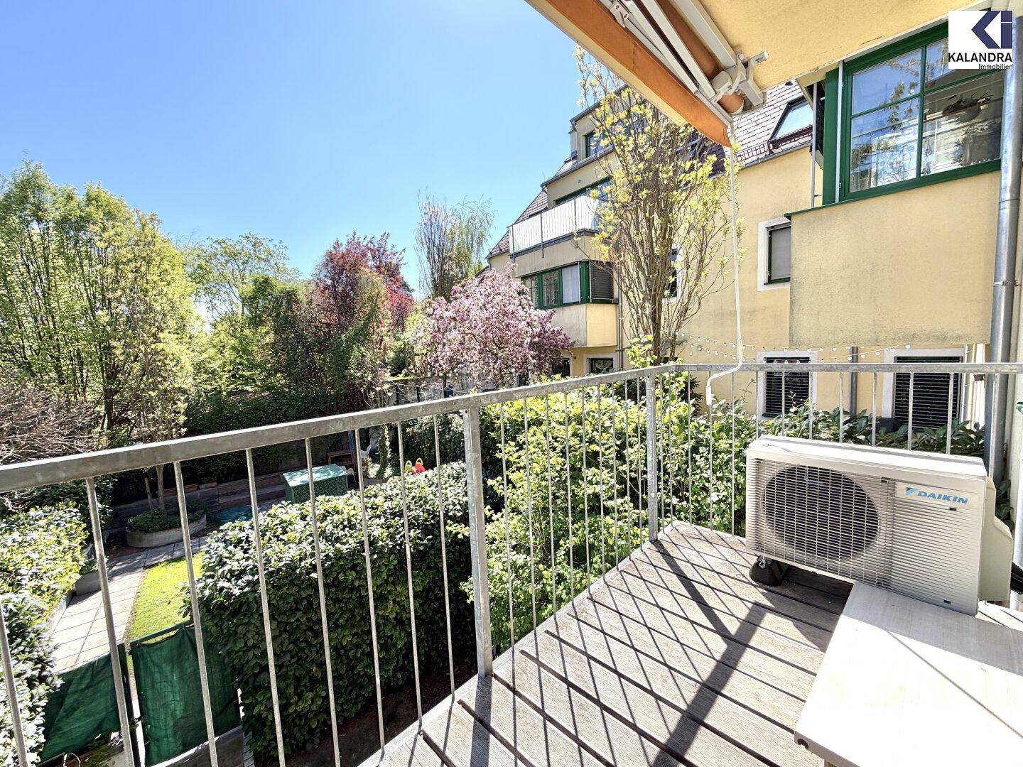 360 TOUR // BALKON-WOHNUNG IN NEUSTIFT - Widok 2