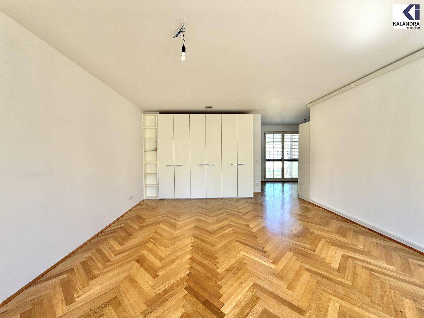 360 TOUR // BALKON-WOHNUNG IN NEUSTIFT - Widok 5