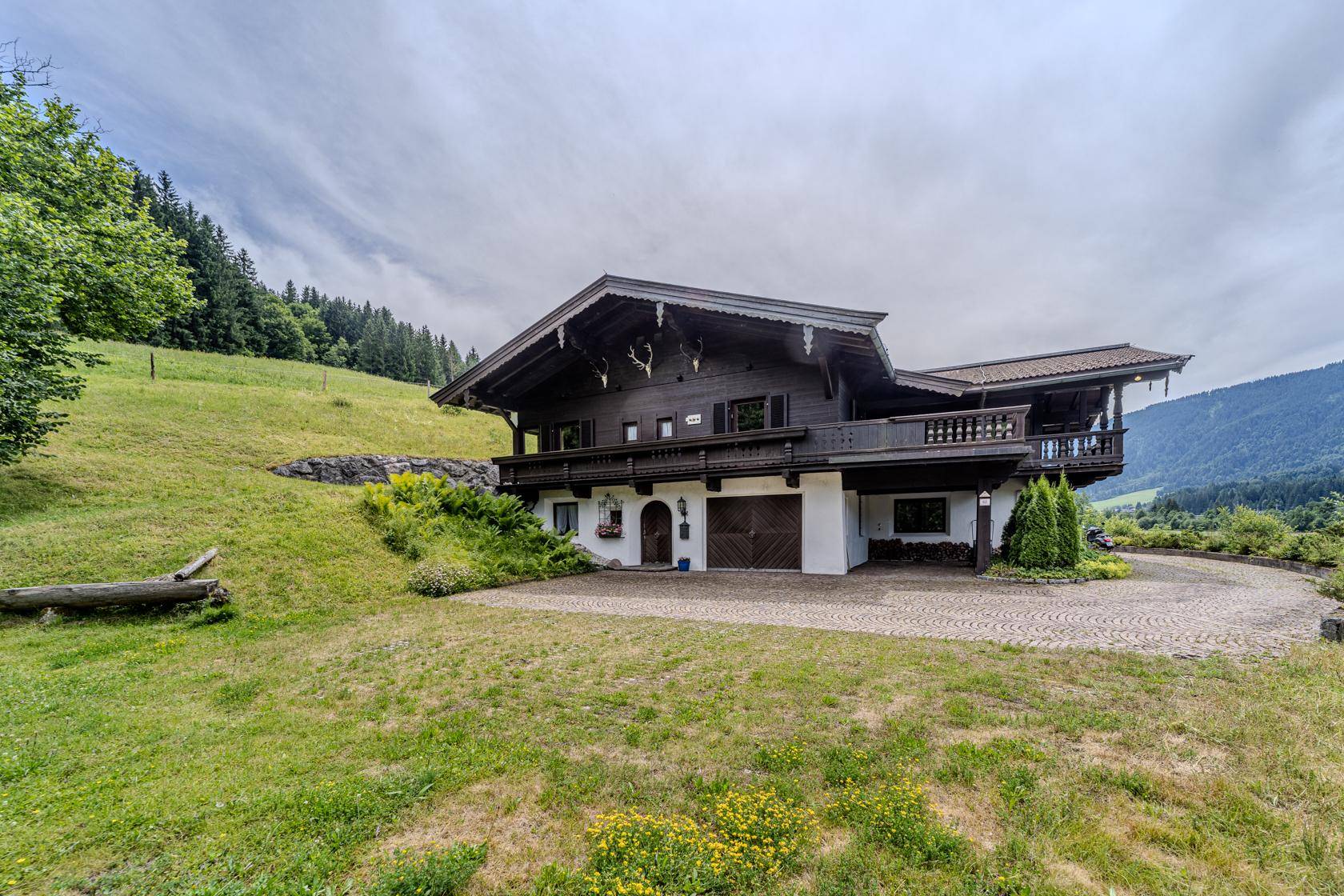 _22A2655-HDR