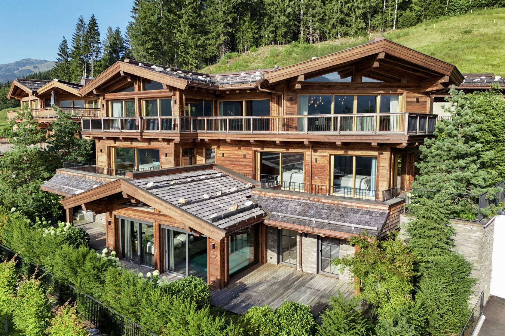 1-DJI_20250813181008_0483_D