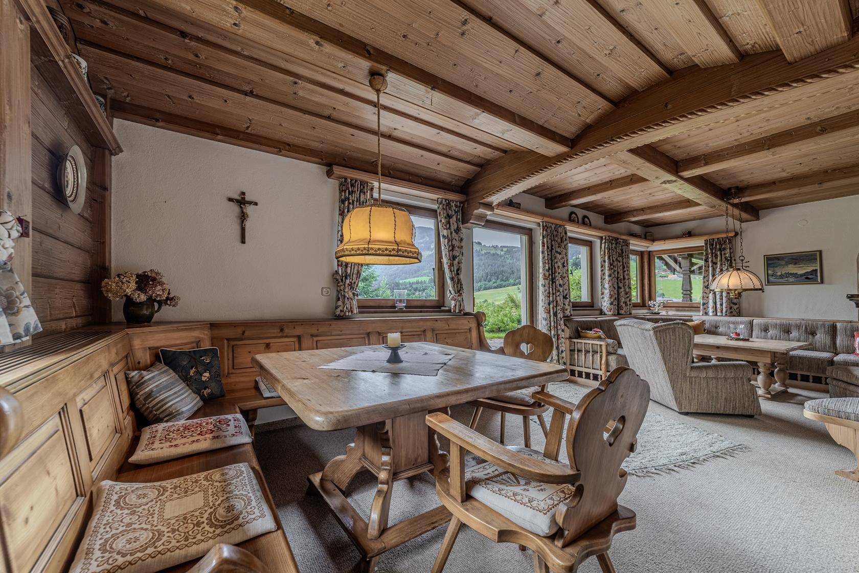 _22A2499-HDR