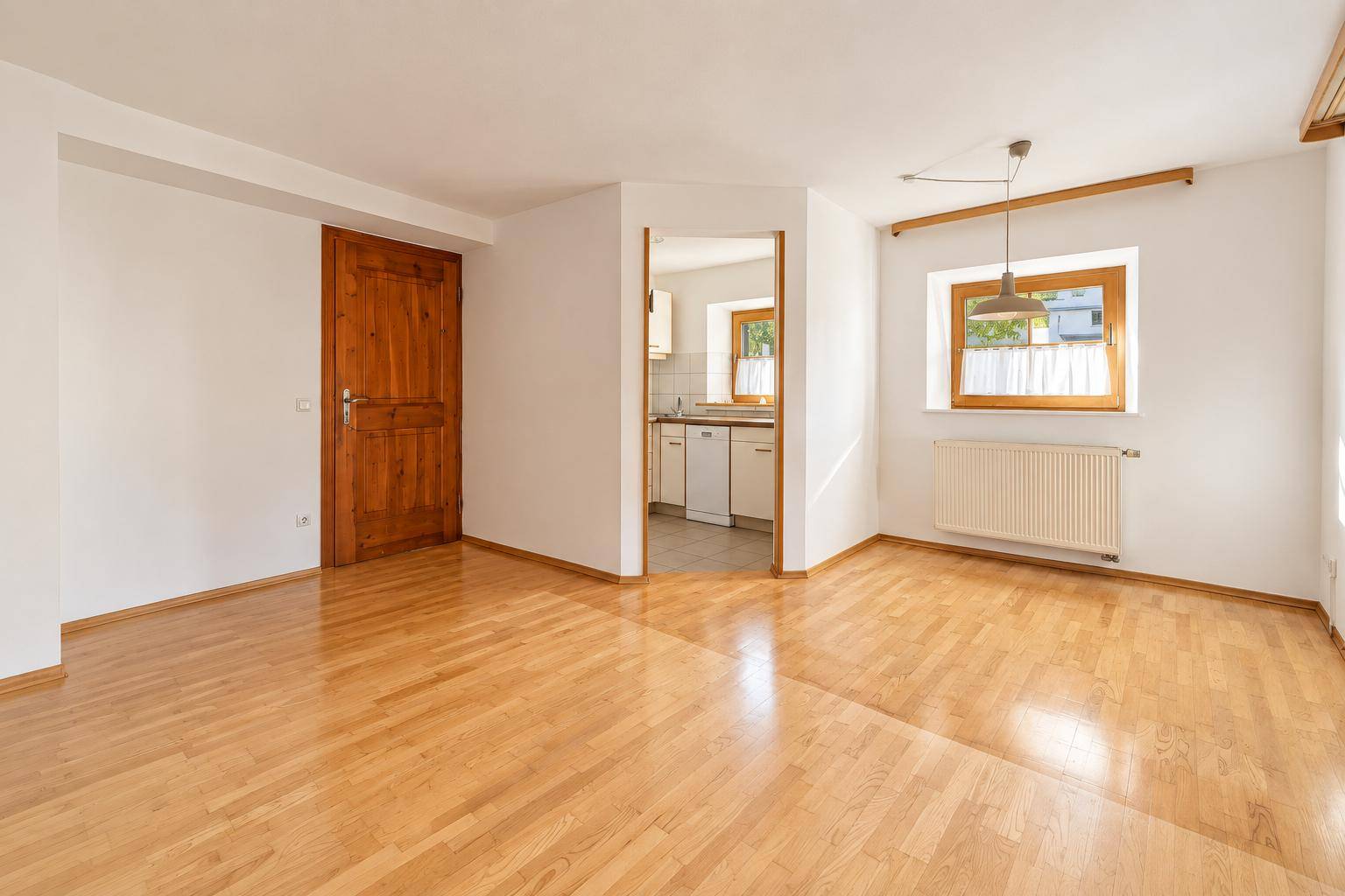 WOHNZIMMER KÜCHE