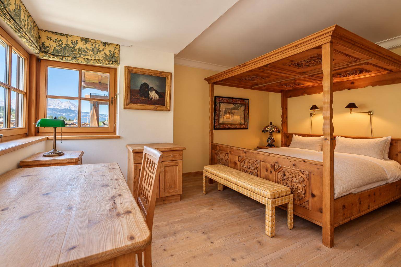 MASTER-SCHLAFZIMMER