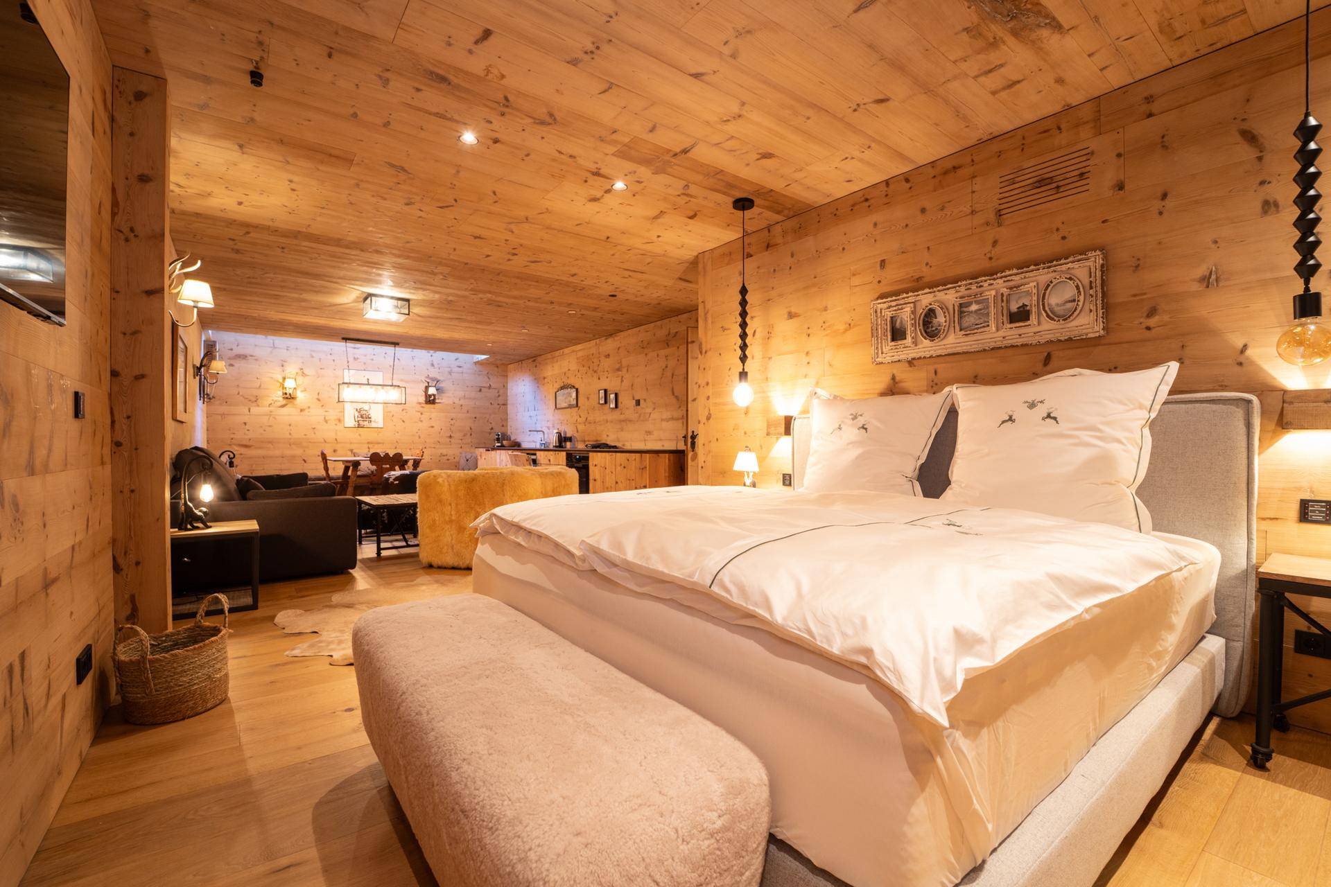 SCHLAFZIMMER EINLIEGERWOHNUNG