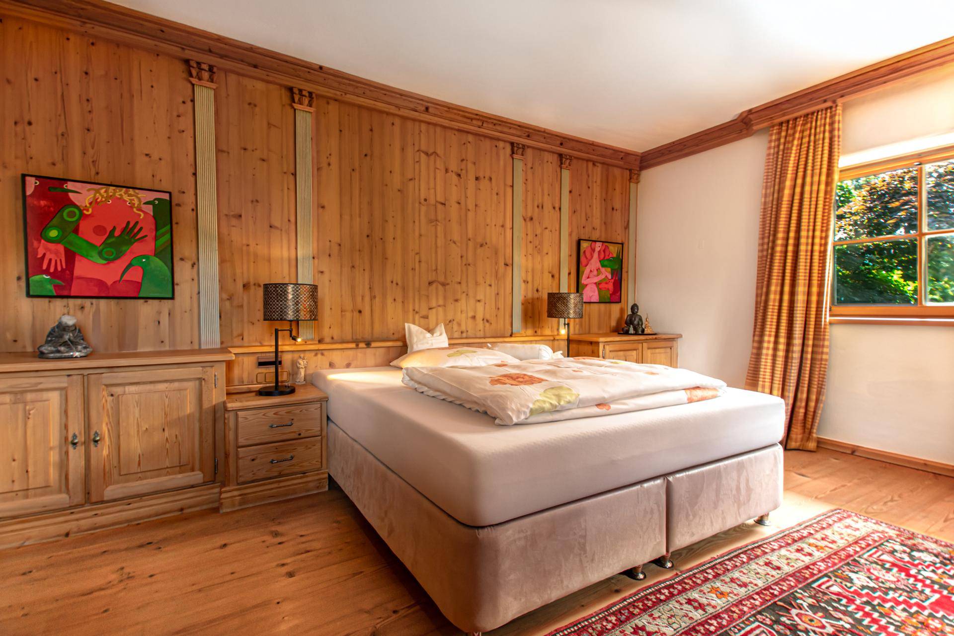 SCHLAFZIMMER