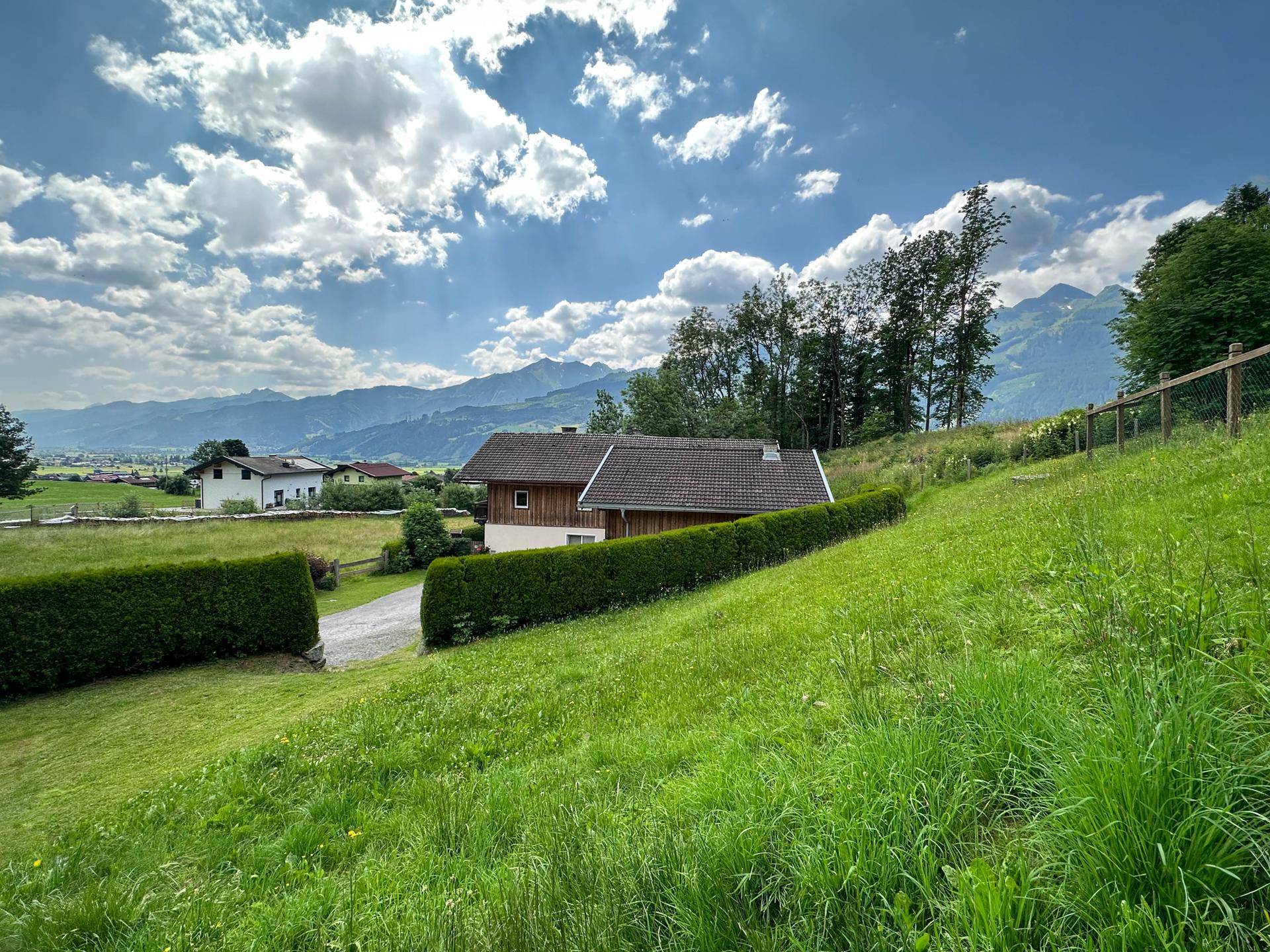 AUSSENANSICHT / UMGEBUNG