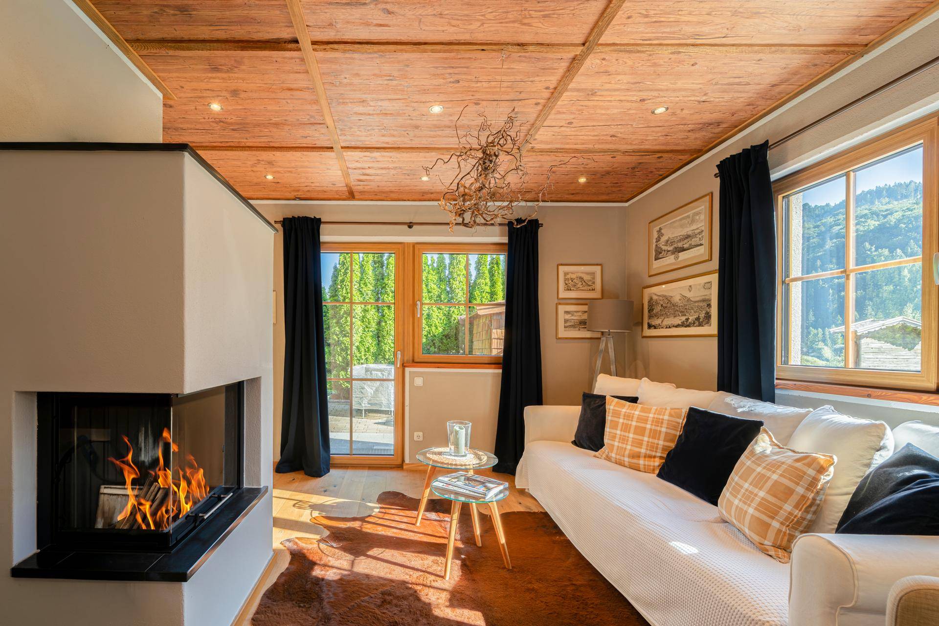 WOHNZIMMER FERIENWOHNUNG