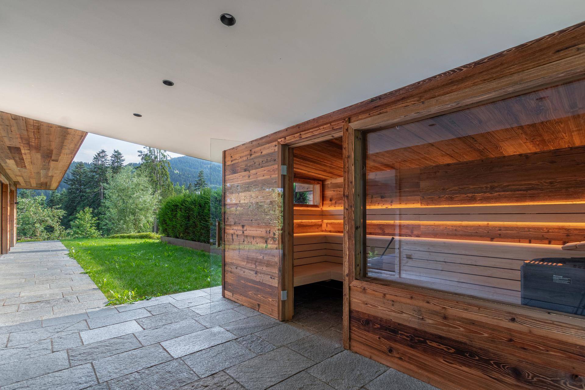 SAUNA