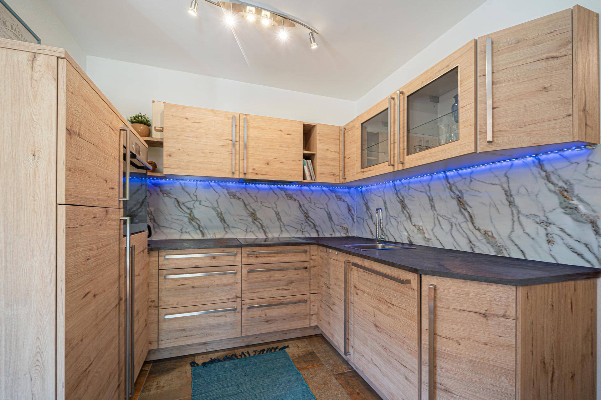 KÜCHE FERIENWOHNUNG