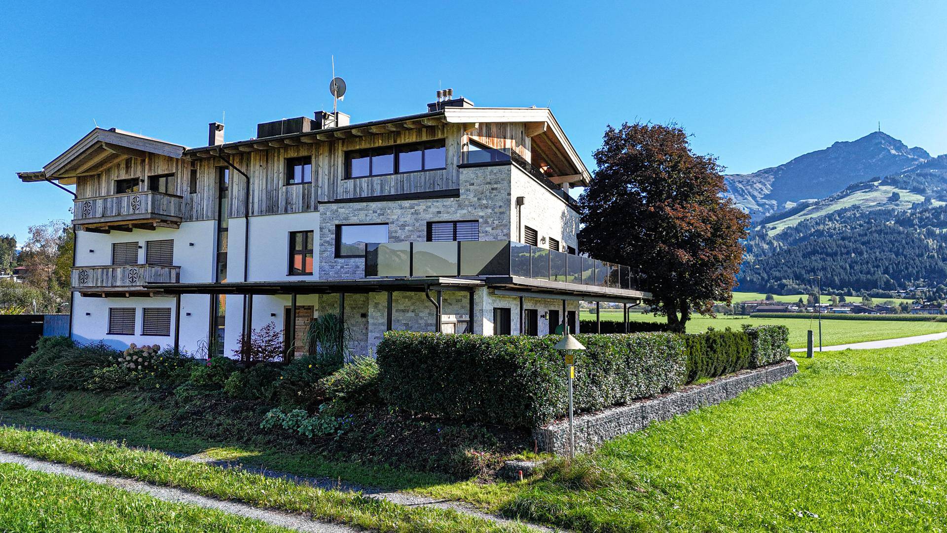 AUSSENANSICHT