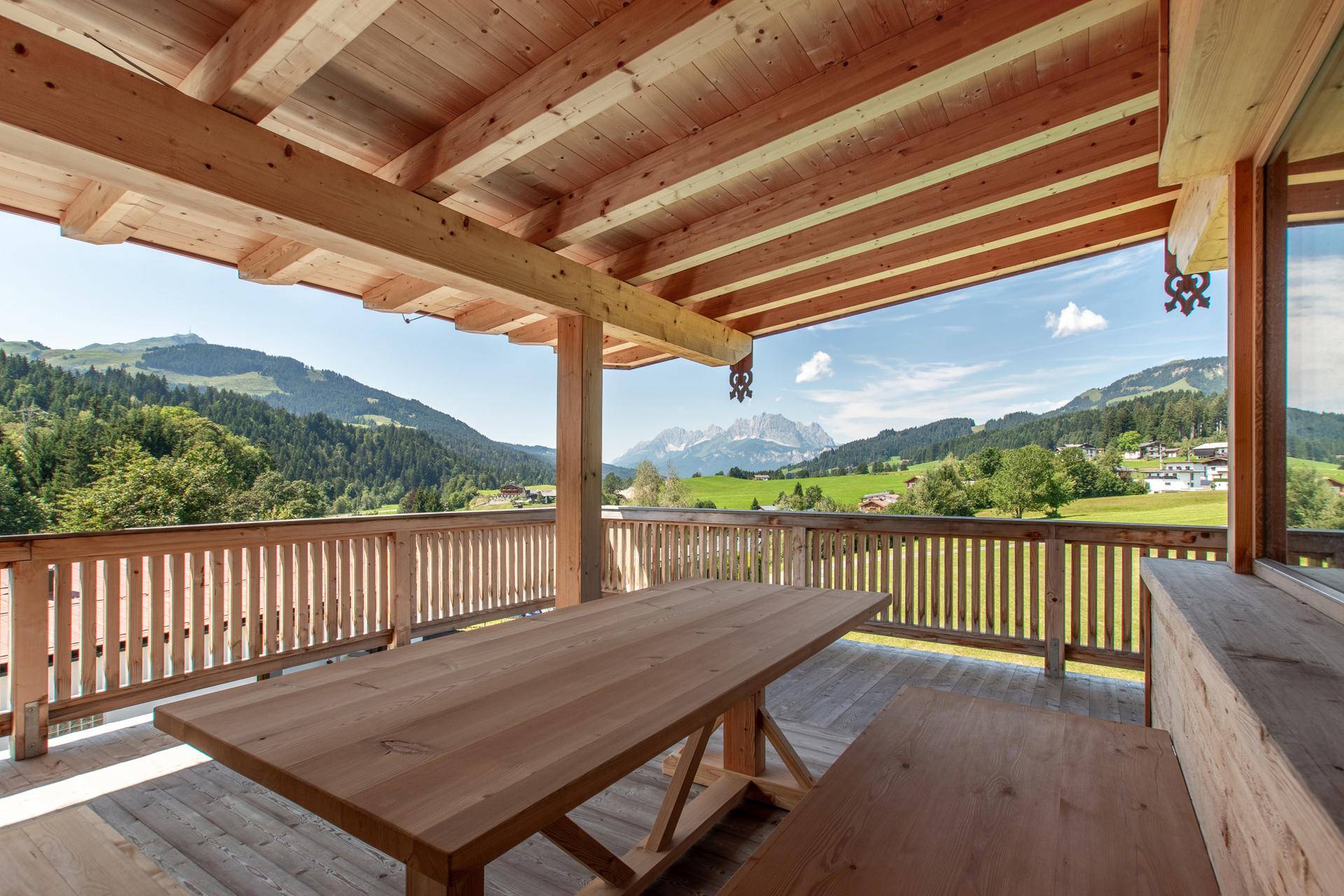 Idyllisch gelegenes Landhaus mit traumhaftem Panoramablick ( 05153 ) – pohled 3