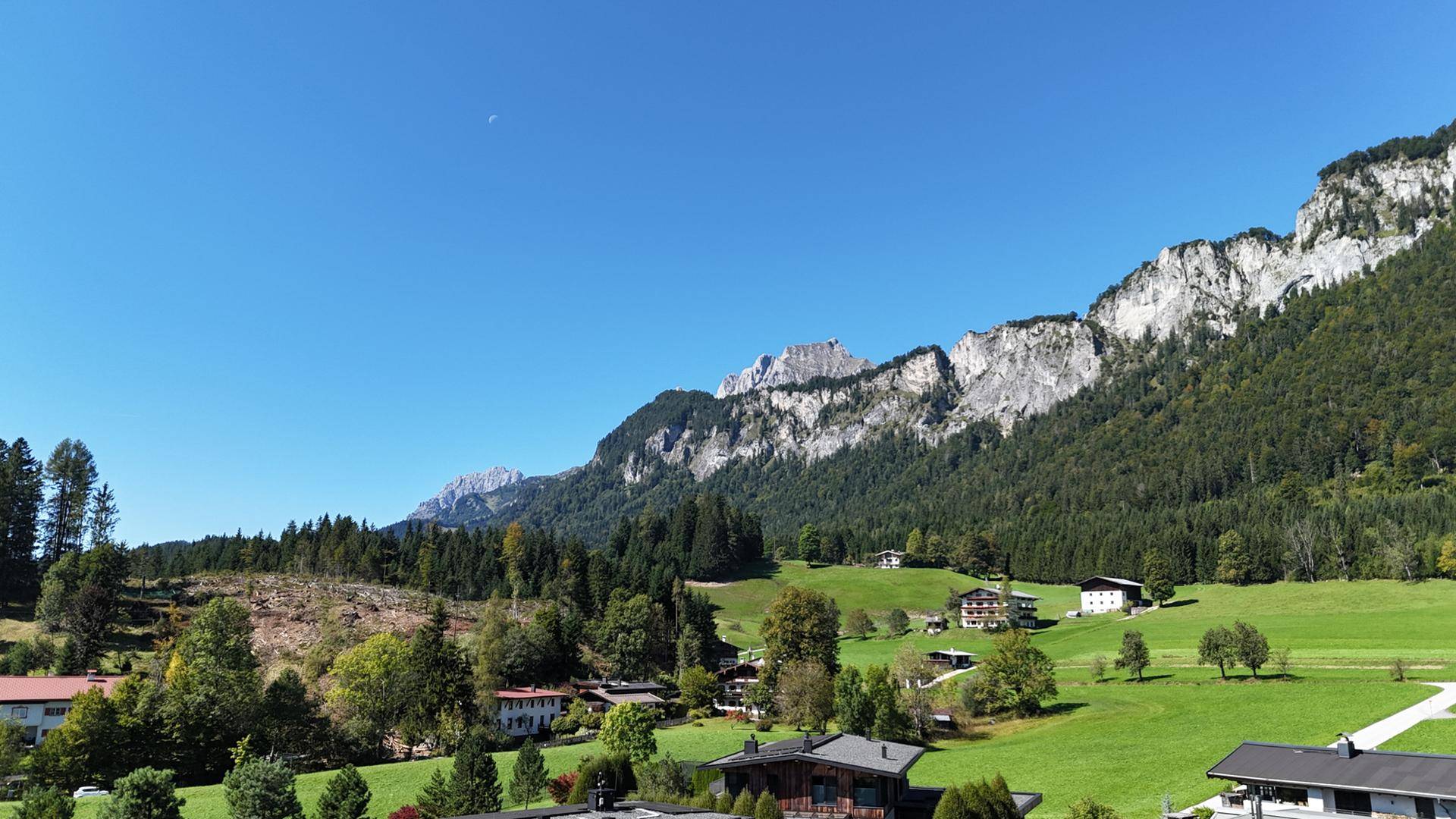 Grundstück mit Baugenehmigung und Blick auf den Niederkaiser (06471) - Ansicht 5