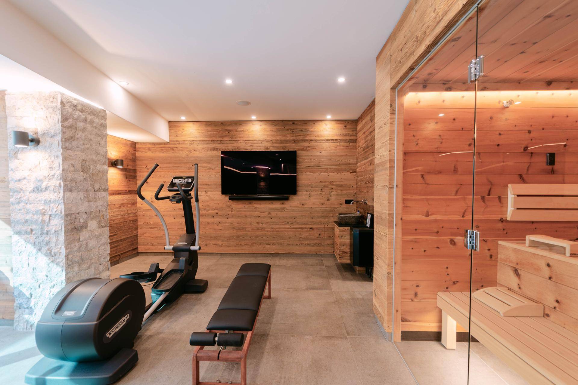 SAUNA