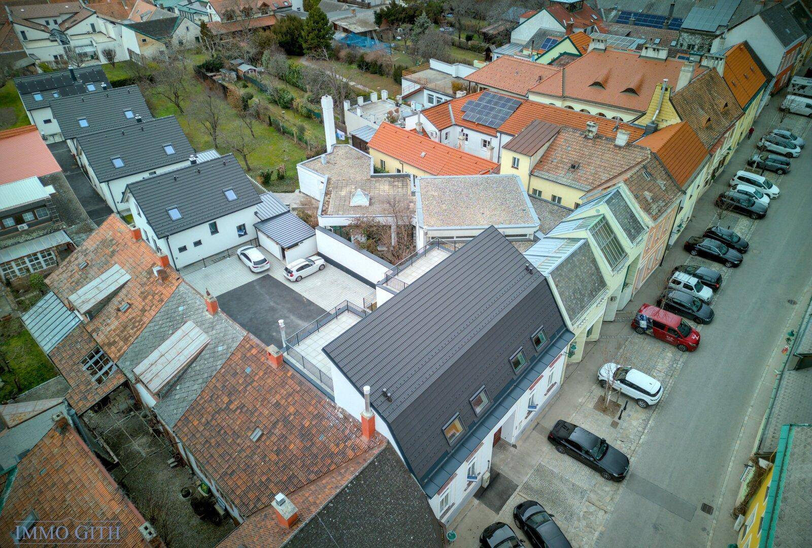 EXKLUSIVES TOWNHOUSE MIT GARTEN &amp; PANORAMA IM WEINORT GUMPOLDSKIRCHEN ZU KAUFEN! - Widok 3