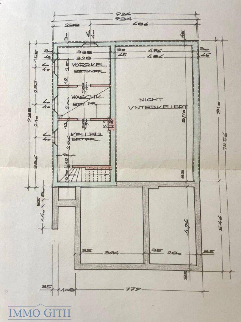 Grundriss des Kellergeschosses mit Waschküche und Kellerräumen, detaillierte Ansicht der Unterteilung.