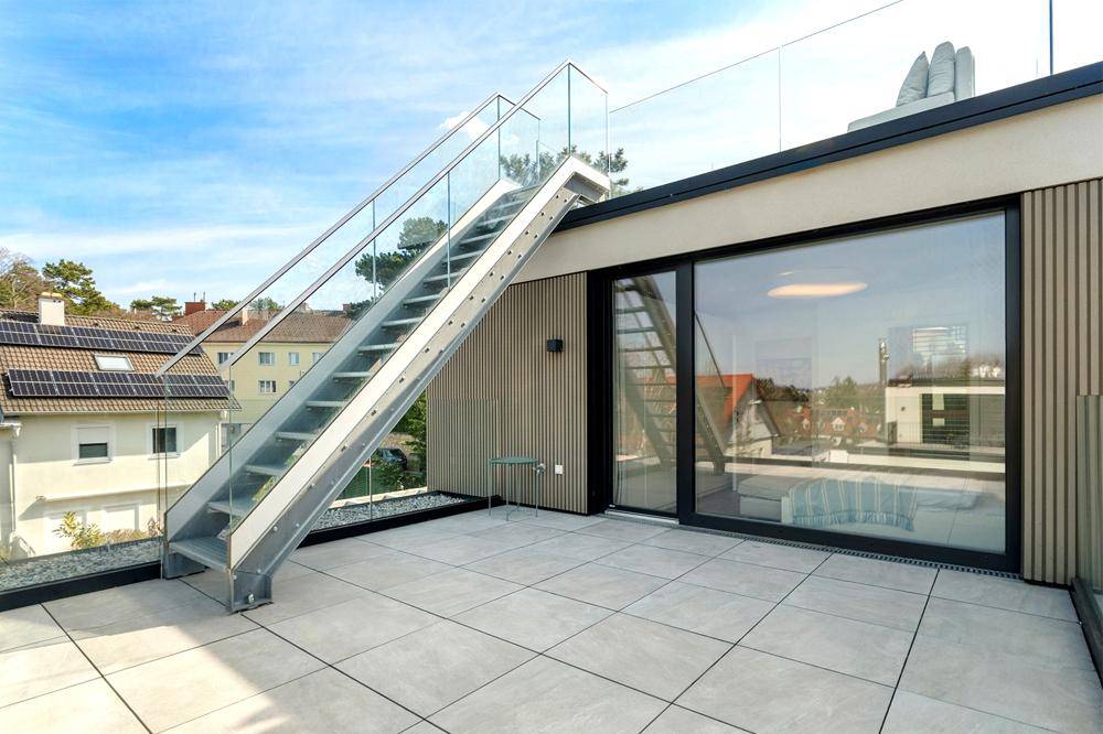 Exklusives Wohnen vor den Toren Wiens!Moderne Villa mit Panorama-Dachterrasse - Więcej
