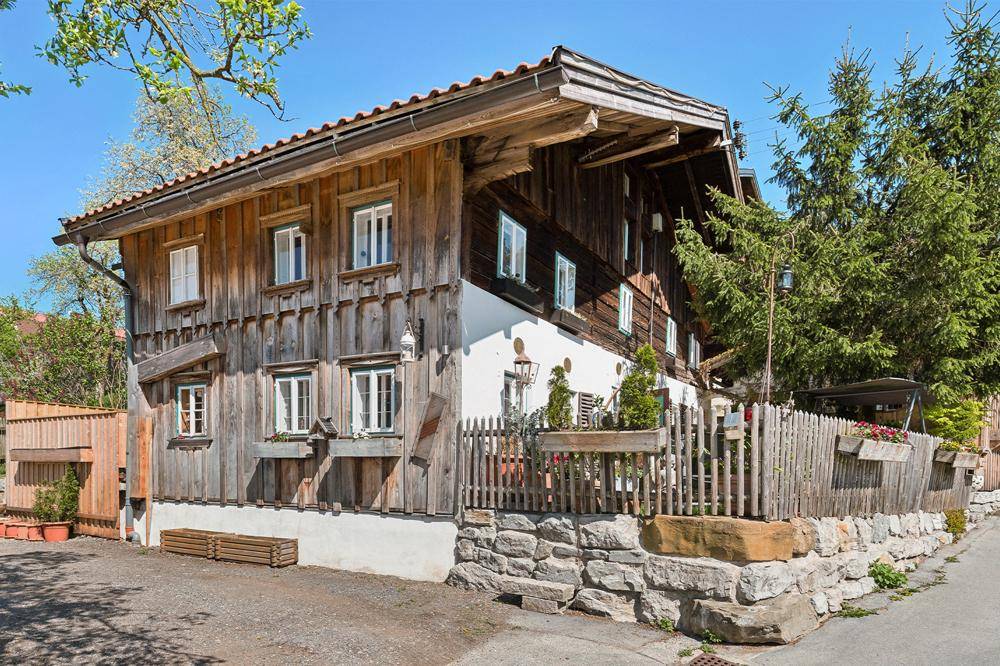 Außenansicht des Bauernhauses