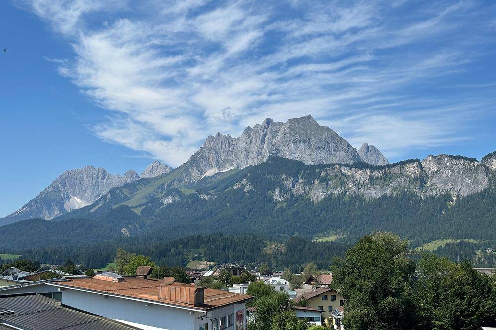 Terrassenblick auf den Wilden Kaiser ...