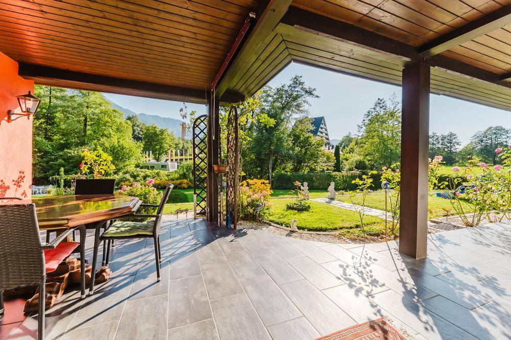 Landhaus im Bungalow-Stil direkt am GolfplatzLebensqualität im Salzkammergut - Ansicht 2