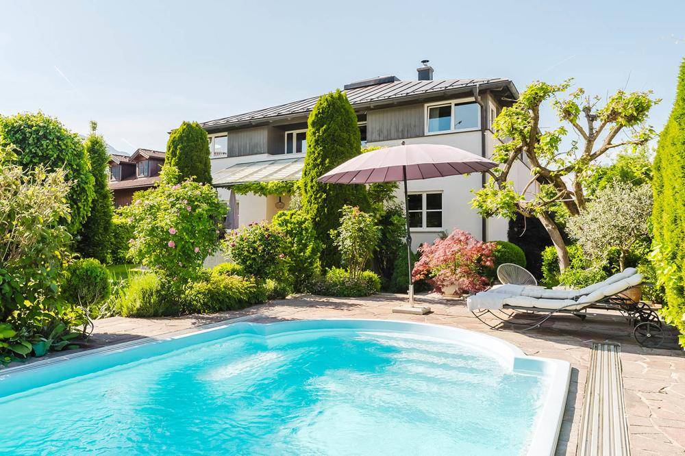 ... charmant präsentiert sich die Villa