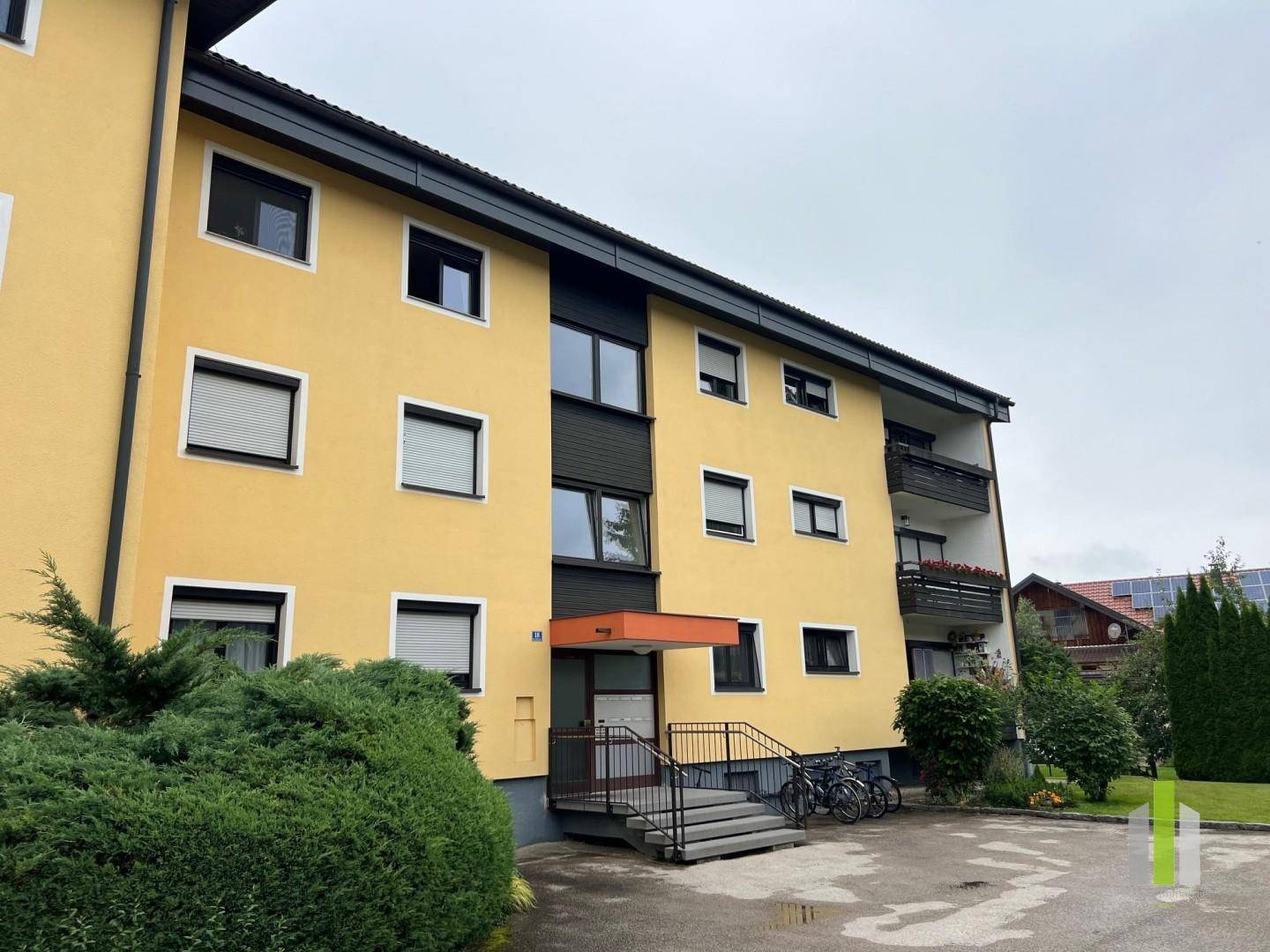 AußenansichtEingangsbereich