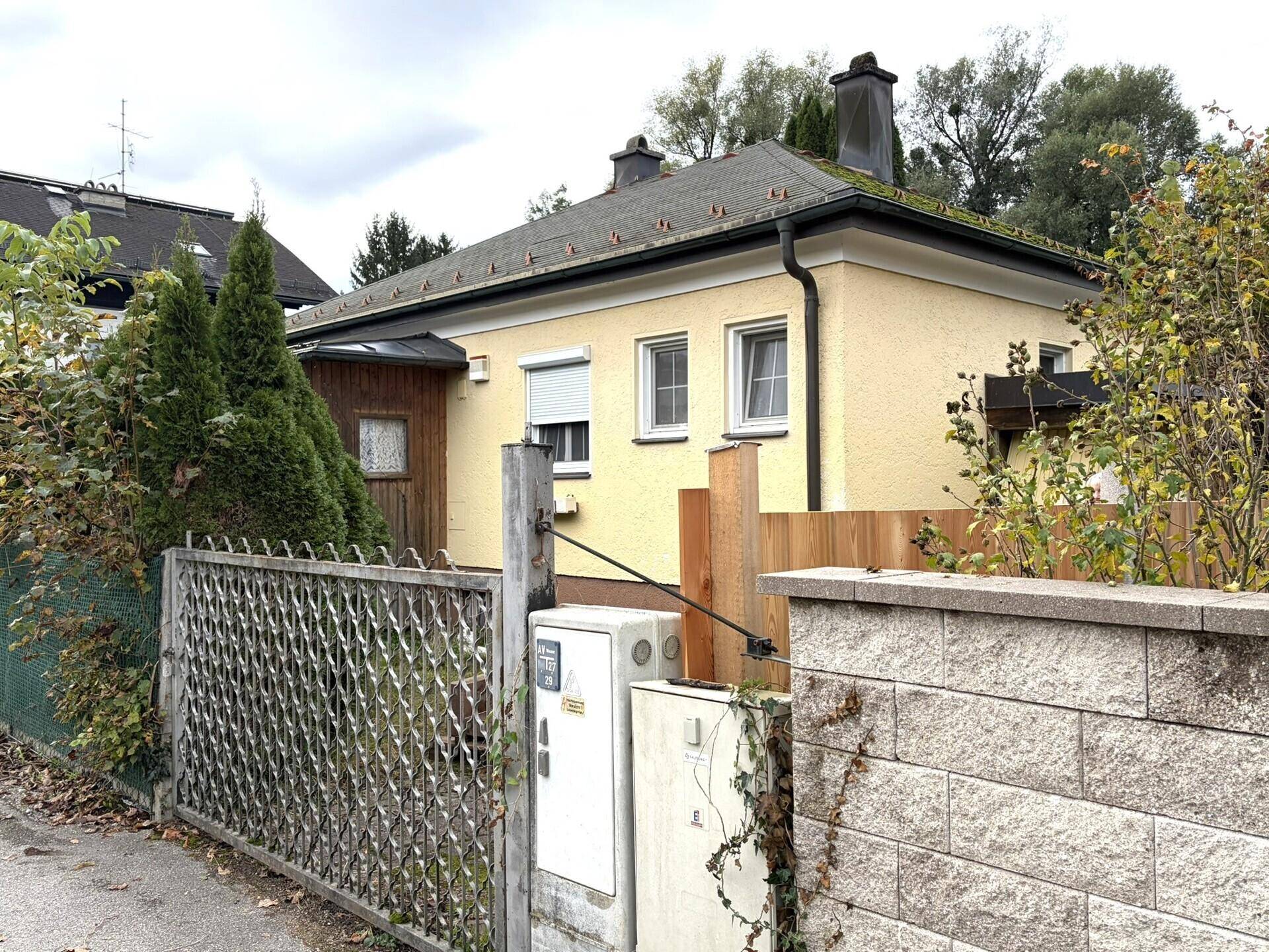 TOP LAGE! Salzburg-Aigen: Abrisshaus mit Garten Nähe Salzachkai