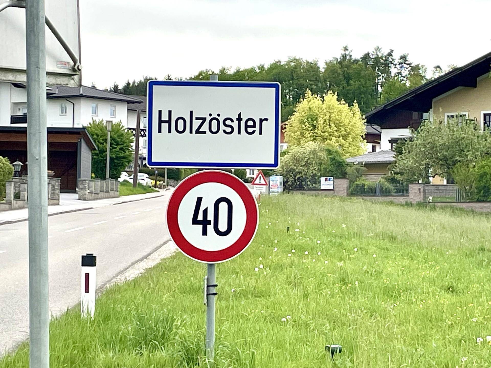Einfahrt Holzöster