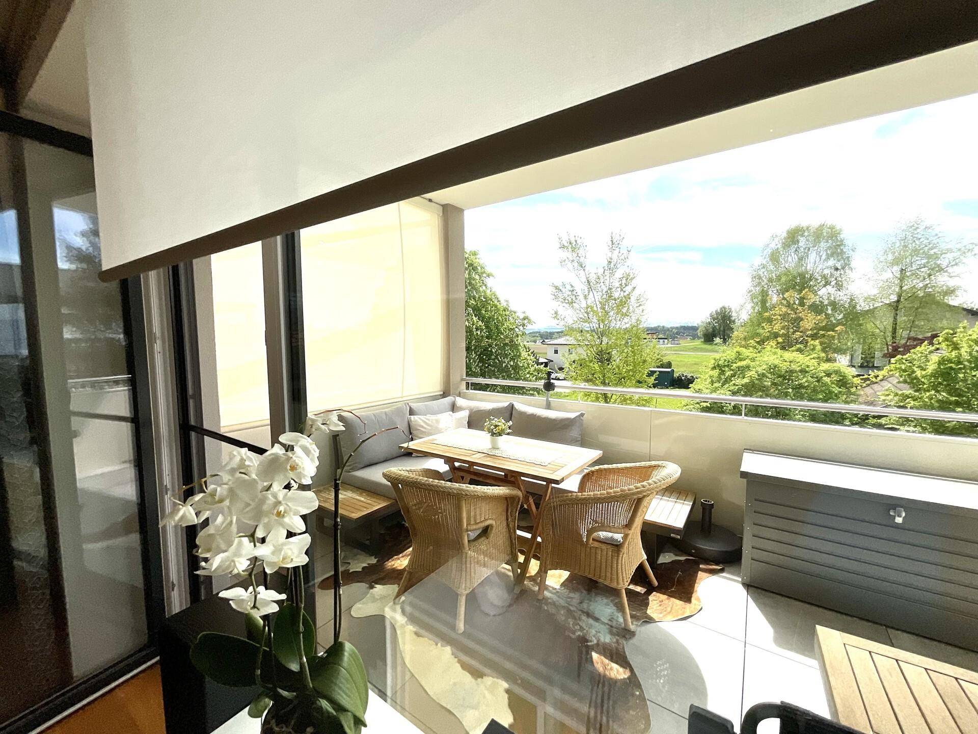 Balkonblick vom Wohnzimmer