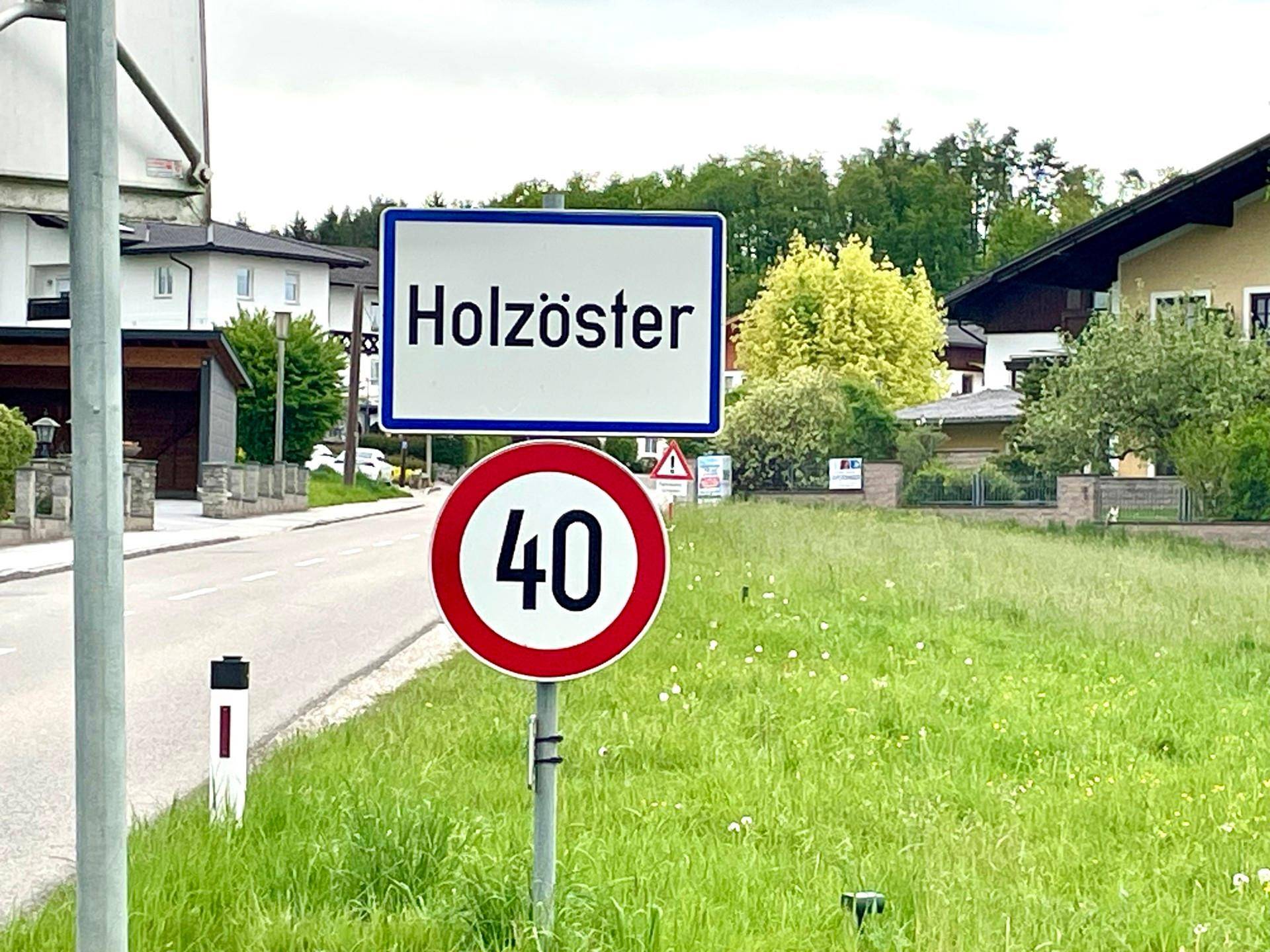 Einfahrt Holzöster