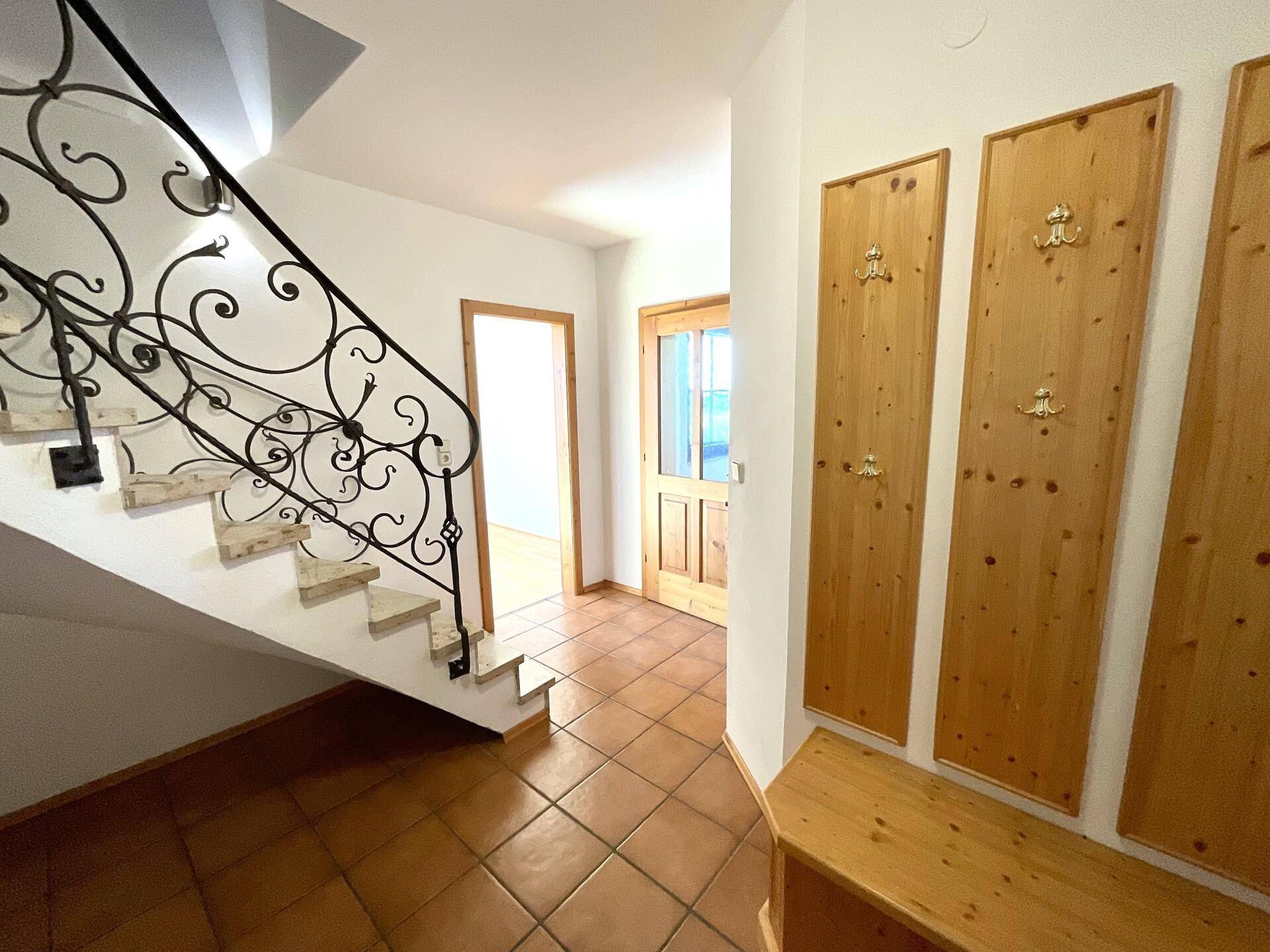 Garderobe im OG