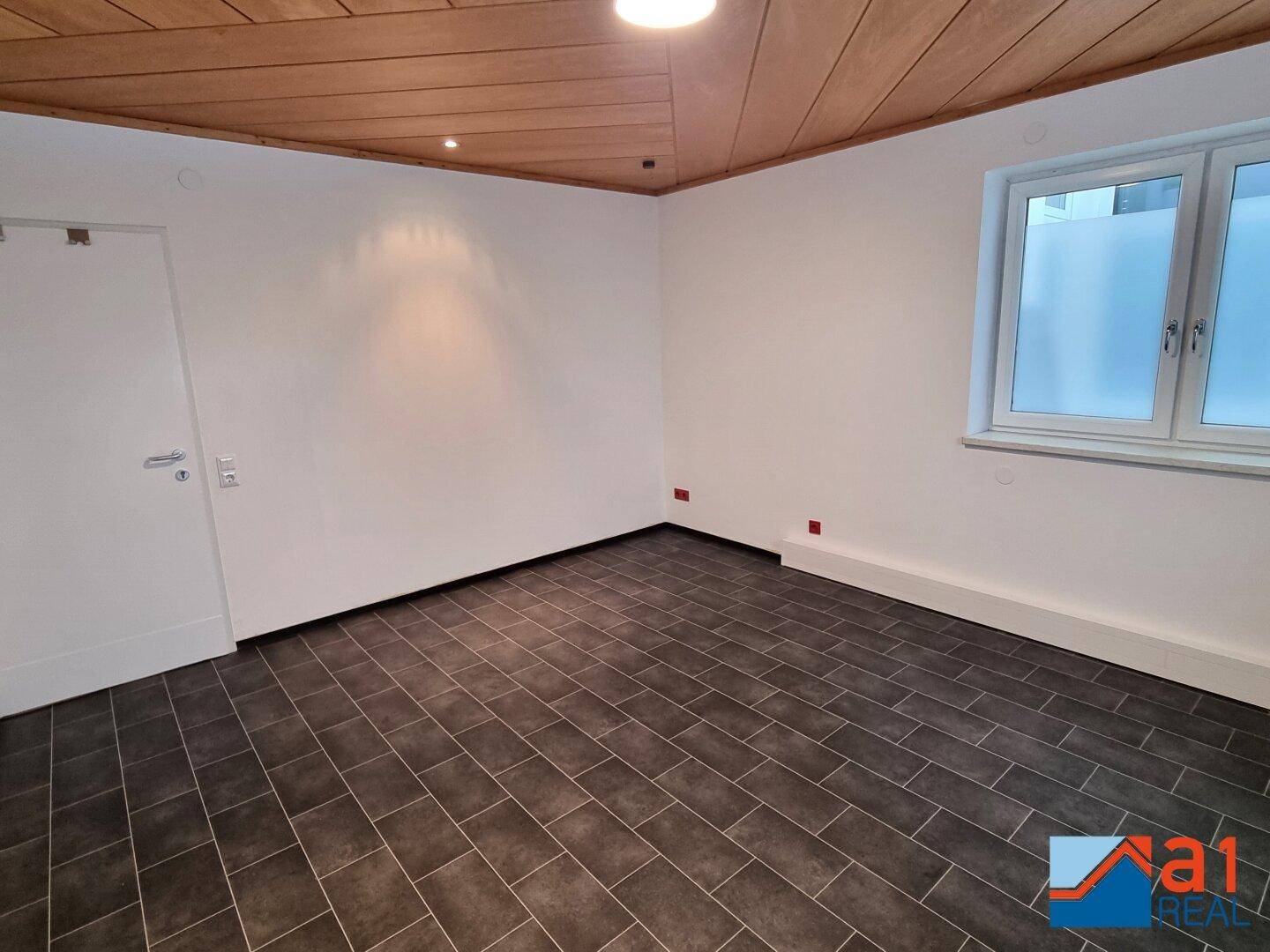 Großzügiges Büro in Traun zu mieten! – pohled 5