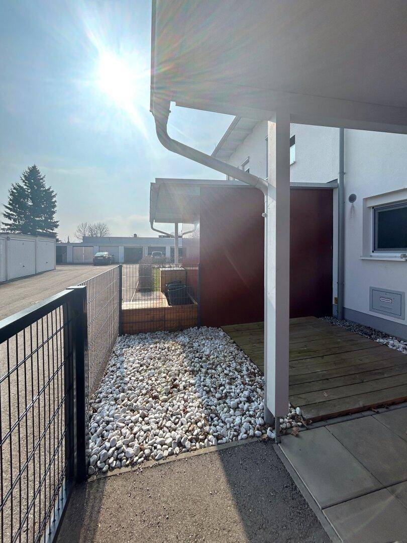 MODERNES REIHENHAUS MIT GARTEN UND GARAGE IN ATTNANG PUCHHEIM - Prikaz 2