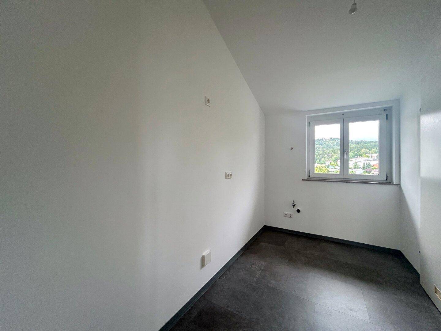 WOHNEN IN FREISTADT - 4 ZIMMER WOHNUNG MIT LOGGIA UND TIEFGARAGENSTELLPLATZ – pohled 5