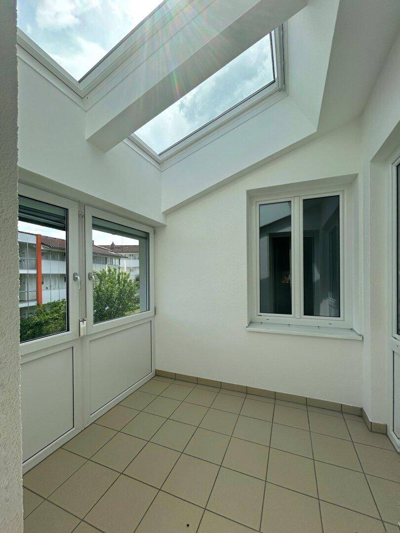WOHNEN IN FREISTADT - 4 ZIMMER WOHNUNG MIT LOGGIA UND TIEFGARAGENSTELLPLATZ – pohled 3