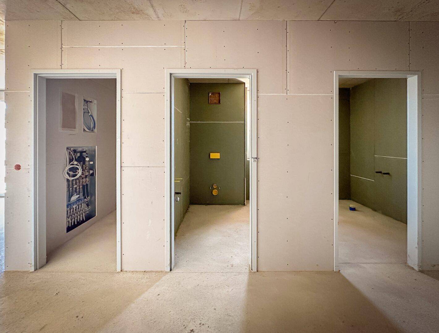 Erstbezug in Kremsmünster: Zentrales Wohnen mit Fußbodenheizung, Terrassen oder Balkonen &amp; Tiefgarage! - Widok 5