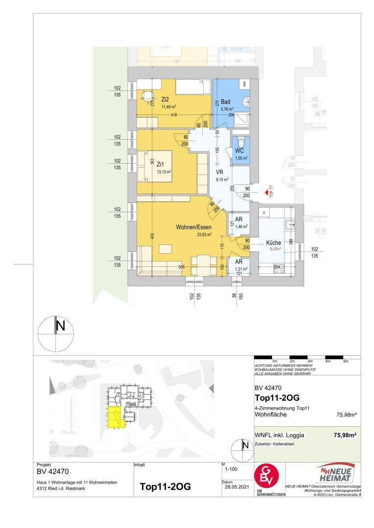 Grundriss einer 4-Zimmer-Wohnung mit offenem Wohn-Essbereich, separater Küche, zwei Schlafzimmern und Loggia.