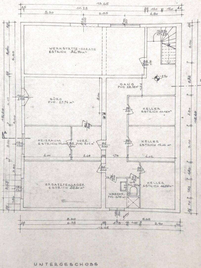 Grundriss des Untergeschosses mit Werkstatt, Garage, Keller und Heizraum.