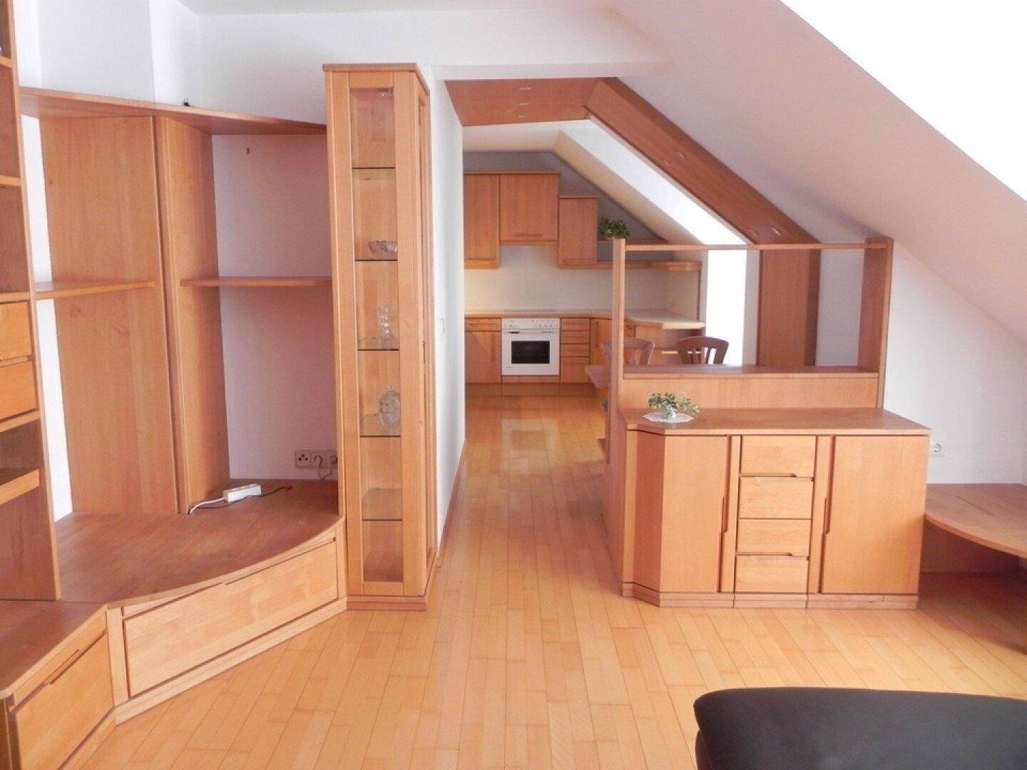 2 Wohnzimmer (1)