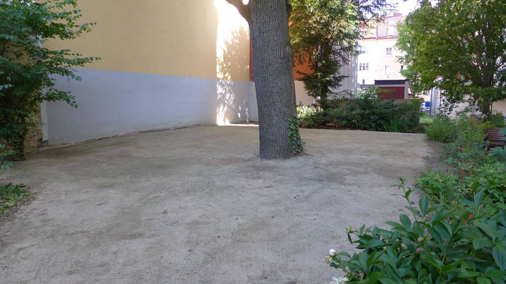 L1100575