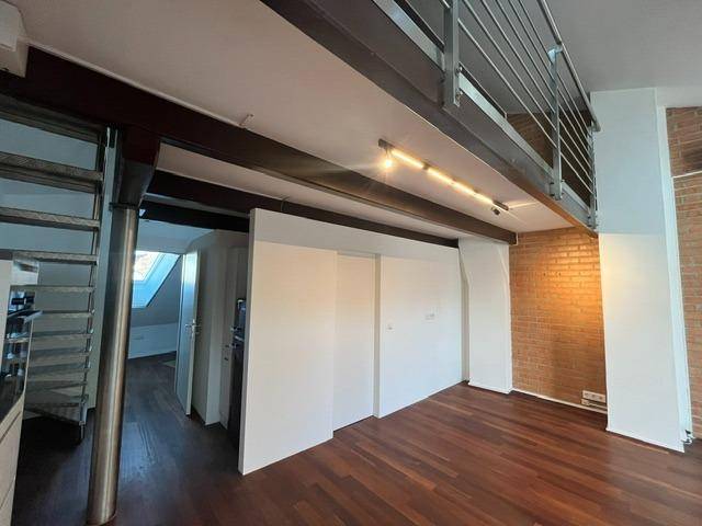 Stauraum unter der Galerie