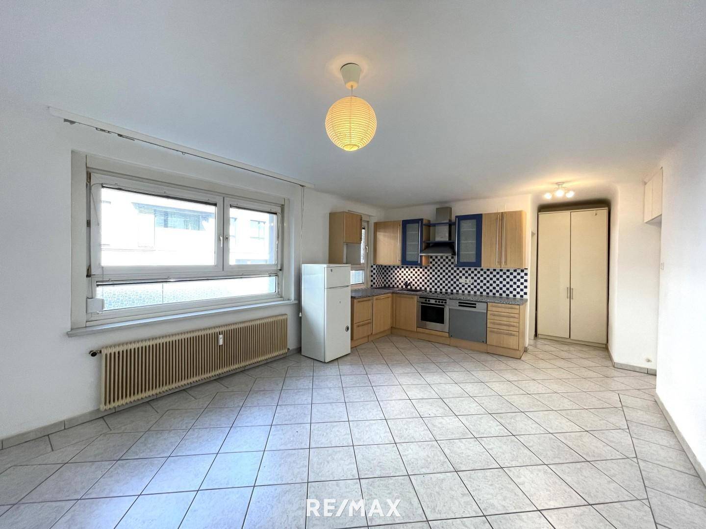 Zimmer/Wohnküche
