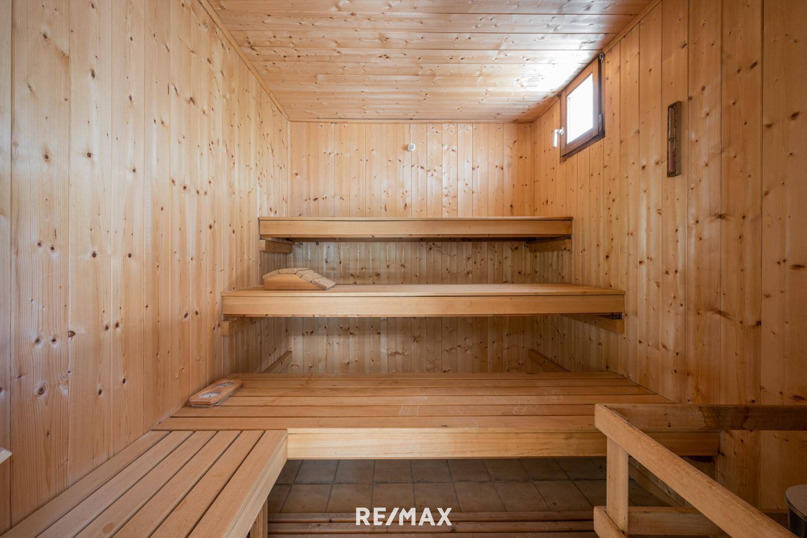 EG Loft Pool, Spa, Wintergarten, Büro/Gartenwohnu