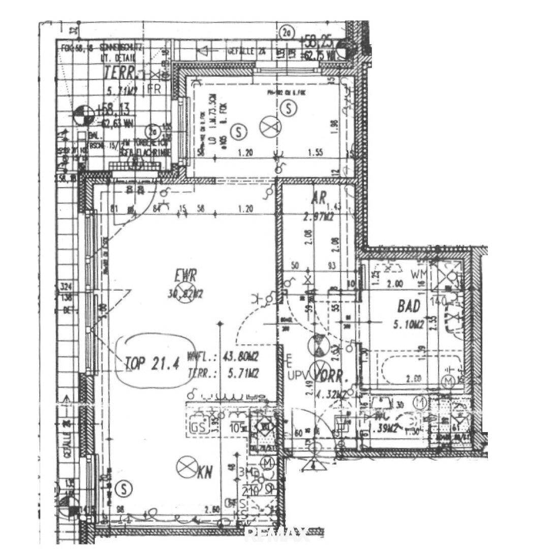 Detaillierter Grundriss einer Wohnung mit Raumaufteilung und Flächenangaben.