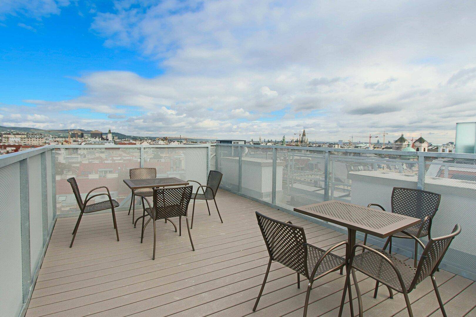 Gemeinschafts Terrasse / Ausblick