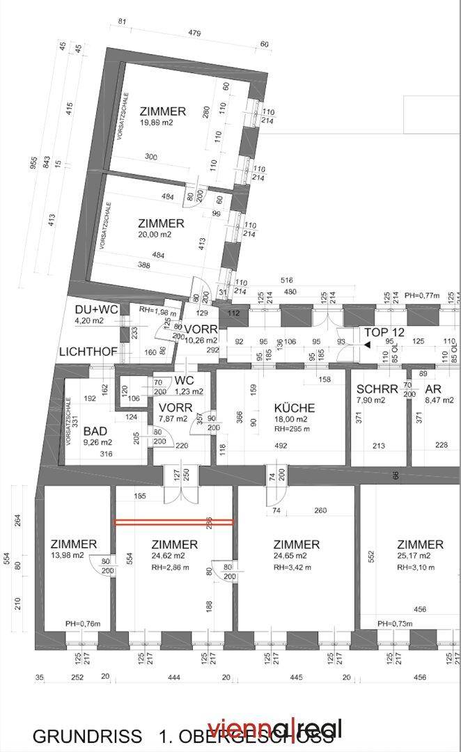Detaillierter Grundriss des ersten Obergeschosses mit Raummaßen und funktionaler Aufteilung.