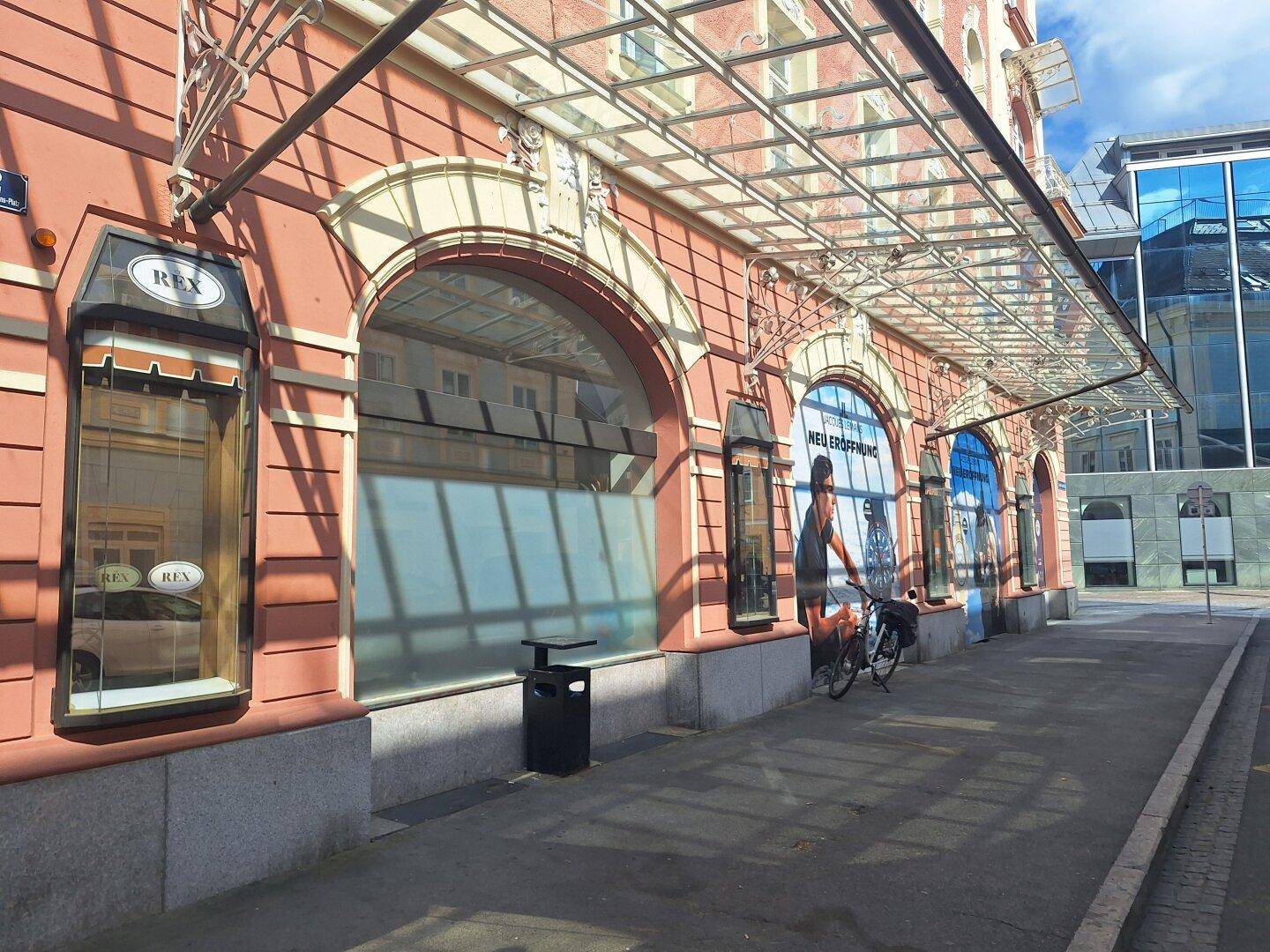 360 TOUR / Erstbezug: Modernes, geschmackvolles, multifunktional nutzbares Geschäftslokal/Ordination/Gruppenpraxis/Büro - Ansicht 5