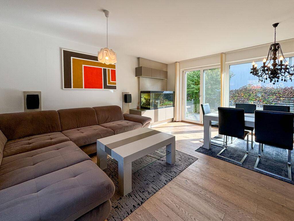 Charmante Doppelhaushälfte mit Garten und Terrasse in ruhiger Siedlungslage - Ansicht 4