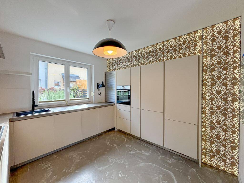 Charmante Doppelhaushälfte mit Garten und Terrasse in ruhiger Siedlungslage - Mehr