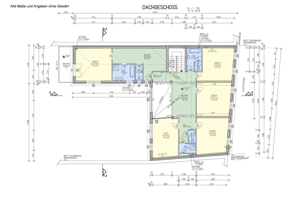 Grundriss des Dachgeschosses mit Schlafzimmern, Bädern und einem Balkon.